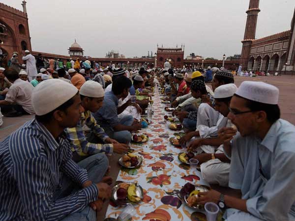 आयोजन स्थल पर नहीं है ऐसे आयोजन की अनुमति