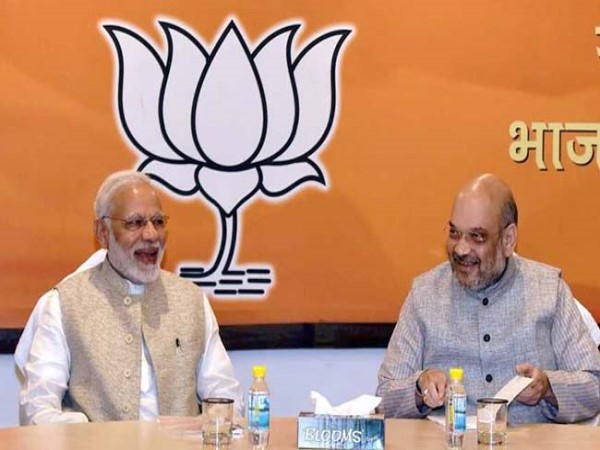 पार्टी के नेताओं के साथ अमित शाह तैयार कर रहे हैं खास रणनीति