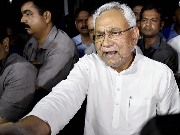 खैनी पर नहीं लगेगी पाबंदी: नीतीश कुमार