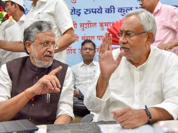 1:- नीतीश को अंदेशा, भाजपा नहीं देगी ज्यादा सीटें