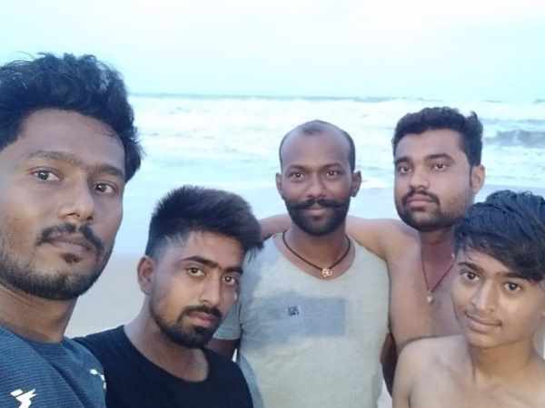 Five people died when tide of ocean washed them away in Goa Five people died when tide of ocean washed them away in Goa