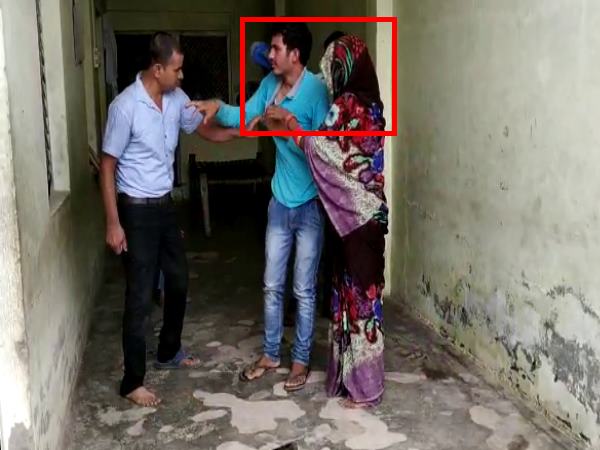 mathura woman beaten a man who was trying to rape her mathura woman beaten a man who was trying to rape her