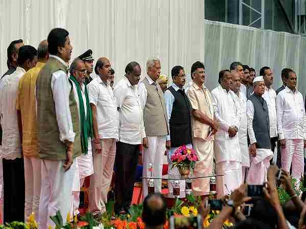 Karnataka: Congress plans to rotate ministers to placate dissidents in kumaraswamy cabinet Karnataka: Congress plans to rotate ministers to placate dissidents in kumaraswamy cabinet