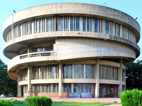 panjab university students will made portable wind turbine panjab university students will made portable wind turbine