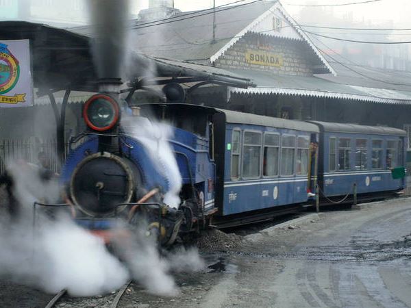 कर्मचारियों को हर रोज मिलेगा 1200 रुपए वेतन