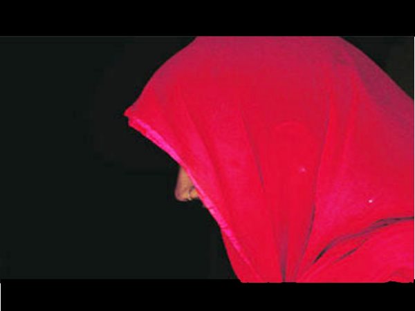 raeabreli married woman raped by four men police arrested one for questioning raeabreli married woman raped by four men police arrested one for questioning
