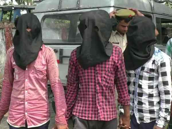 केदार की जोर-जबर्दस्ती से तंग थी प्रेमिका