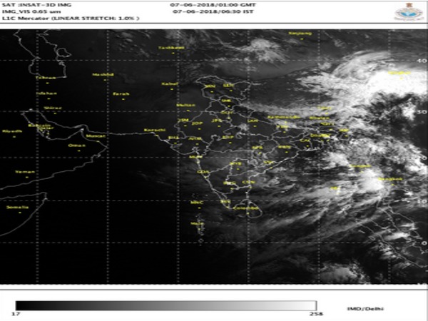 Monsoon update: कर्नाटक-मुंबई में भारी बारिश का अलर्ट जारी Monsoon update: कर्नाटक-मुंबई में भारी बारिश का अलर्ट जारी