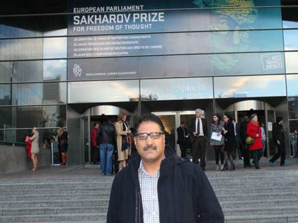 हिंदू से शुरू किया करियर और फिर लाए राइजिंग कश्मीर
