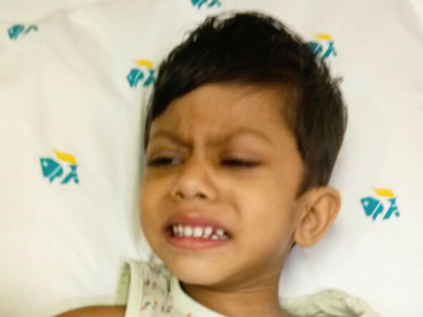 श्रेया को 'रेटिनोब्लास्टोमा' यानि 'आंखों का कैंसर' है।