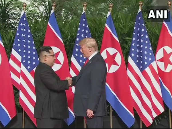 trump-kim-meeting-singapore-100 trump-kim-meeting-singapore-100