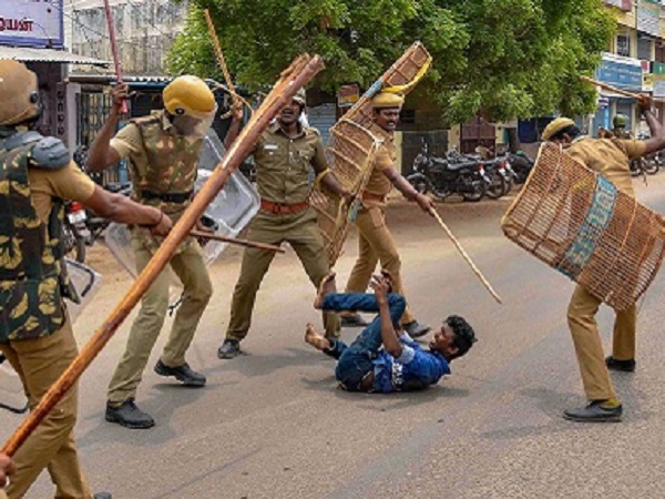 Madras High Court asks Tamil Nadu govt to explain the circumstances leading to firing in tuticorin Madras High Court asks Tamil Nadu govt to explain the circumstances leading to firing in tuticorin