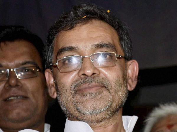 डिनर में क्यों नहीं आ रहे कुशवाहा?