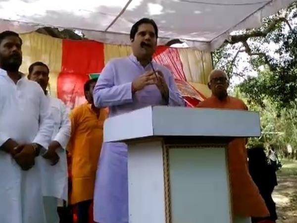 sultanpur varun gandhi attack on modi shah sultanpur varun gandhi attack on modi shah