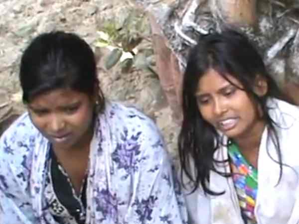 Women beaten by Dabangs in Kannauj Women beaten by Dabangs in Kannauj