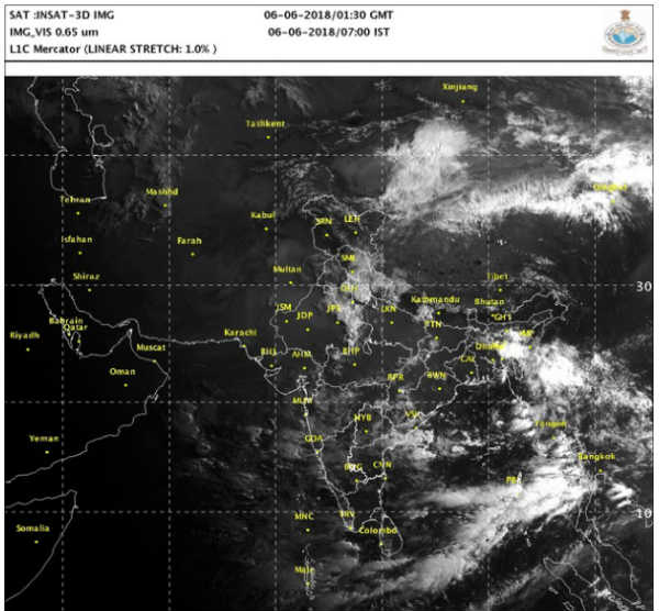 Monsoon updates: 8 जून तक मुंबई पहुंच सकता है मानसून, गोवा में भी भारी बारिश की आशंका Monsoon updates: 8 जून तक मुंबई पहुंच सकता है मानसून, गोवा में भी भारी बारिश की आशंका