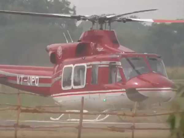A woman fainted after trying to meet CM Yogi in Mainpuri A woman fainted after trying to meet CM Yogi in Mainpuri