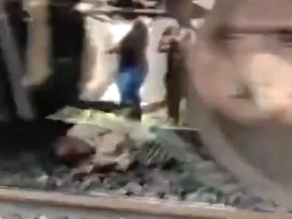whole train passed over the man, but nothing happend to him, video whole train passed over the man, but nothing happend to him, video