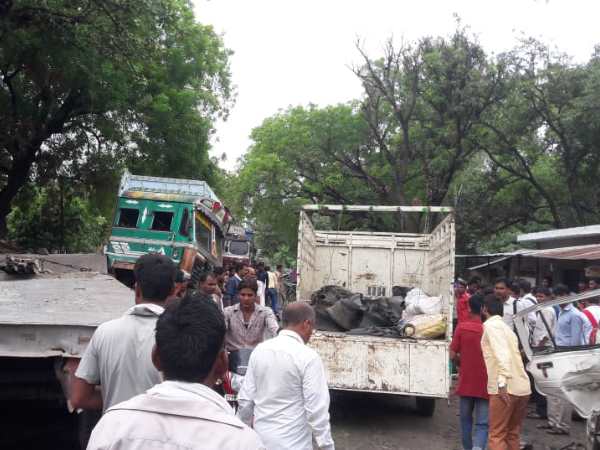 in sultanpur road accident 4 died and 3 injured in sultanpur road accident 4 died and 3 injured