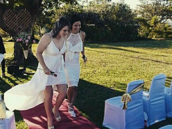South Africa womens cricket captain tie the knot with team fast bowler South Africa womens cricket captain tie the knot with team fast bowler
