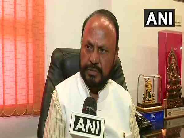 शिवसेना ने की राहुल गांधी के भाषण की तारीफ शिवसेना ने की राहुल गांधी के भाषण की तारीफ