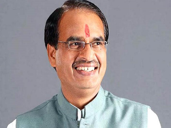 आशाराम अपने गांव के लोगों की सेवा करना चाहते हैं