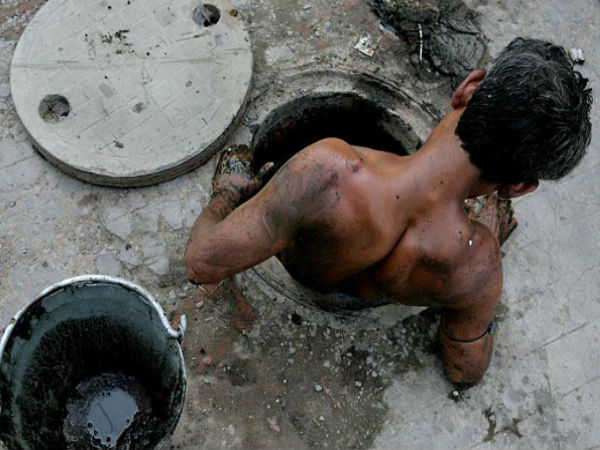3 labourers drown while cleaning sewer tank in Ghaziabad 3 labourers drown while cleaning sewer tank in Ghaziabad