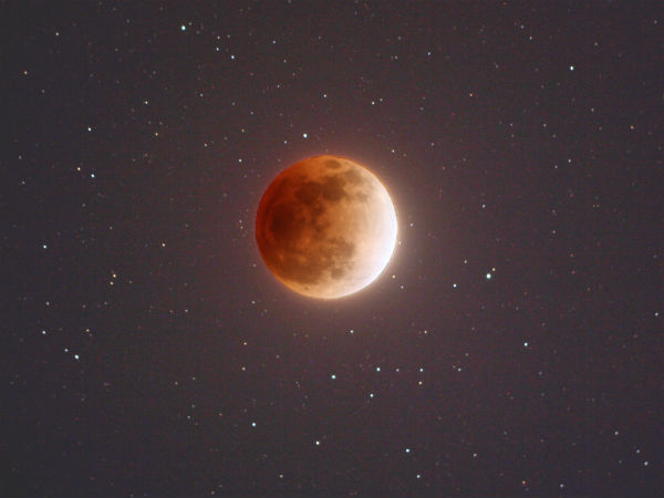 ल्यूनर एपोजी के कारण सदी का सबसे लंबा चंद्रग्रहण