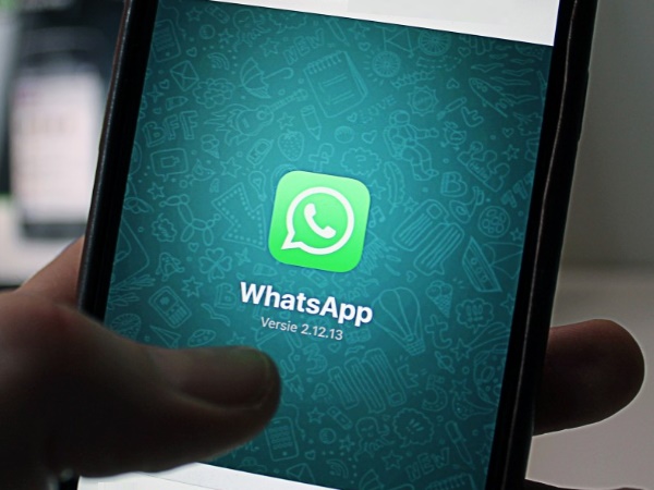 WhatsApp WhatsApp
