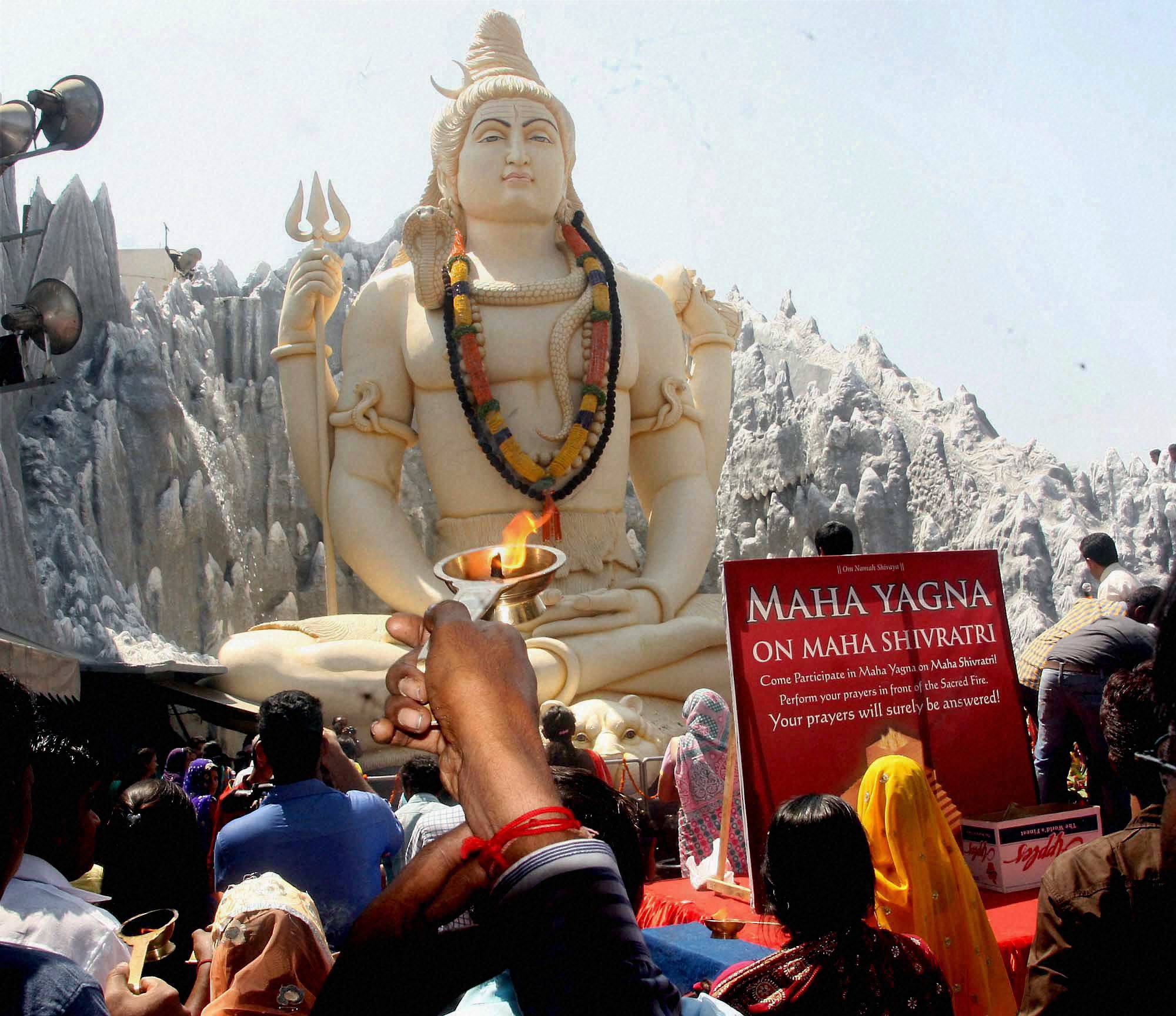 सोमवार की पूजा