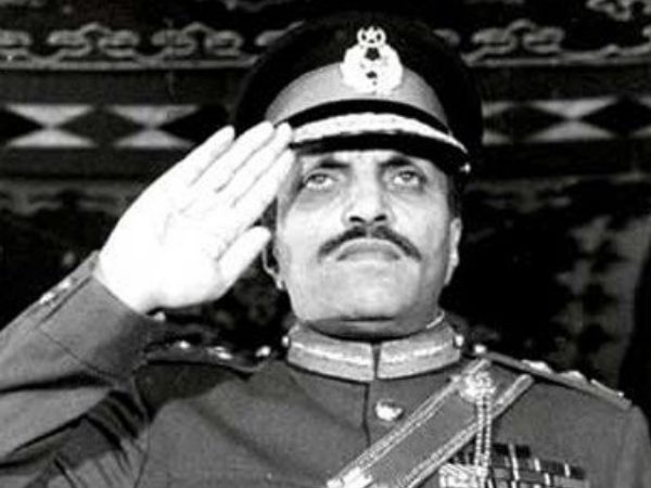 भु्ट्टो को फांसी और दूसरी बार सैन्य शासन