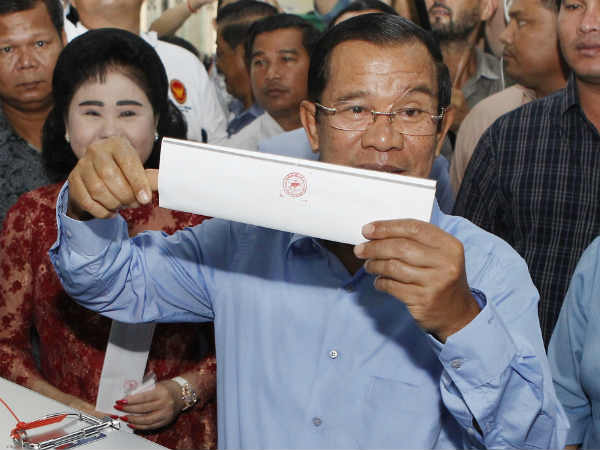 cambodia-pm.jpg cambodia-pm.jpg