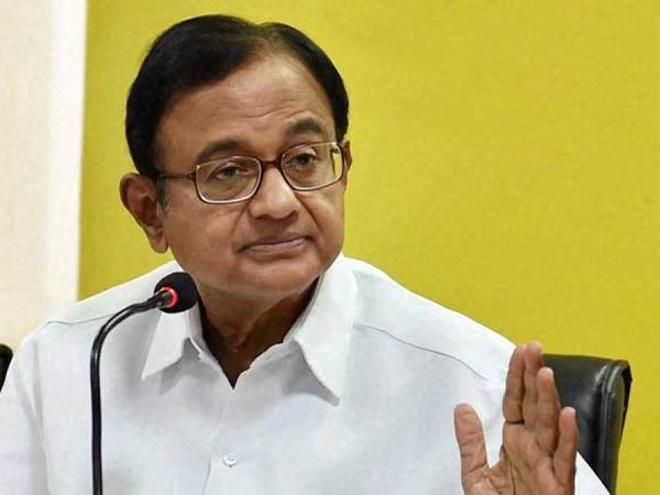चिदंबरम ने सुझाया 2019 में 300 सीटें जीतने का फार्मूला, गठबंधन को अचूक हथियार बनाएगी कांग्रेस चिदंबरम ने सुझाया 2019 में 300 सीटें जीतने का फार्मूला, गठबंधन को अचूक हथियार बनाएगी कांग्रेस