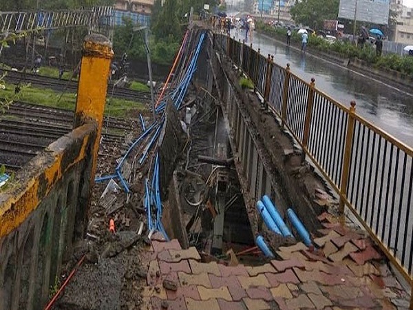 घटनास्थल से केवल 50 मीटर की दूरी पर थी ट्रेन