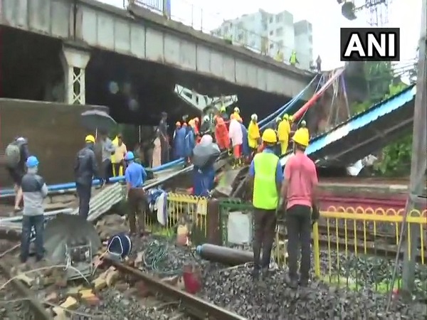 मलबा हटाने का काम जारी, NDRF की टीम मौके पर