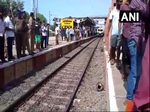 chennai 4 passengers on a local train died, 10 injured after being hit by iron poles chennai 4 passengers on a local train died, 10 injured after being hit by iron poles
