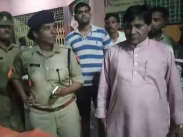 पुलिस ने 9 लोगों पर दर्ज की रिपोर्ट