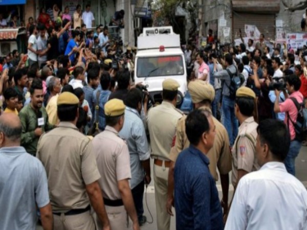 तंत्र-मंत्र में फंसा था परिवार, तांत्रिक तक पहुंची पुलिस