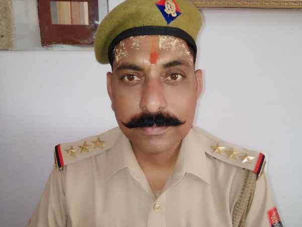 up police demand laptop for favor in a case in mathura up police demand laptop for favor in a case in mathura