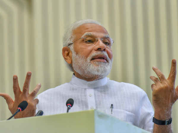 पीएम मोदी ने डिजिटल इंडिया और मेक इन इंडिया