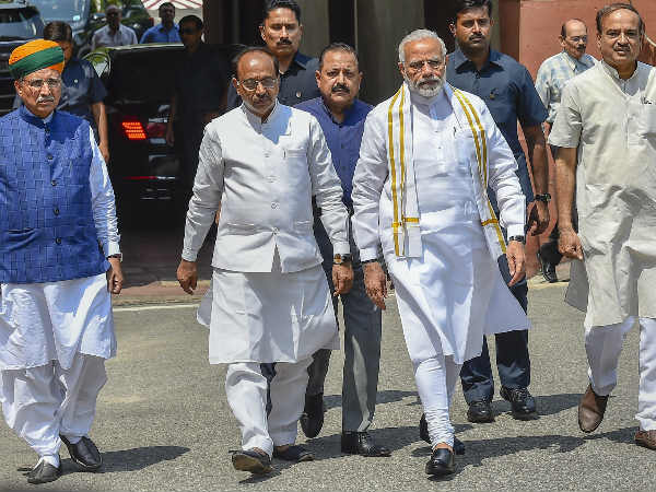 ''आयुष्मान भारत'' स्कीम का चुनावी गणित