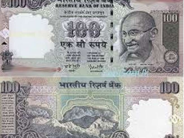 अब तक करीब 10 लाख रुपये के नकली नोट बाजार में चलाए