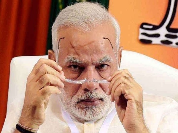 congress targets pm modi over few speeches, tweets video congress targets pm modi over few speeches, tweets video