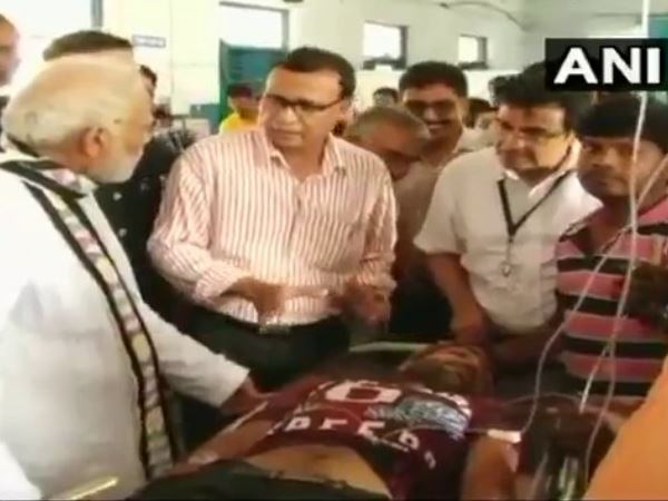 पीएम मोदी की रैली के दौरान गिरा टेंट