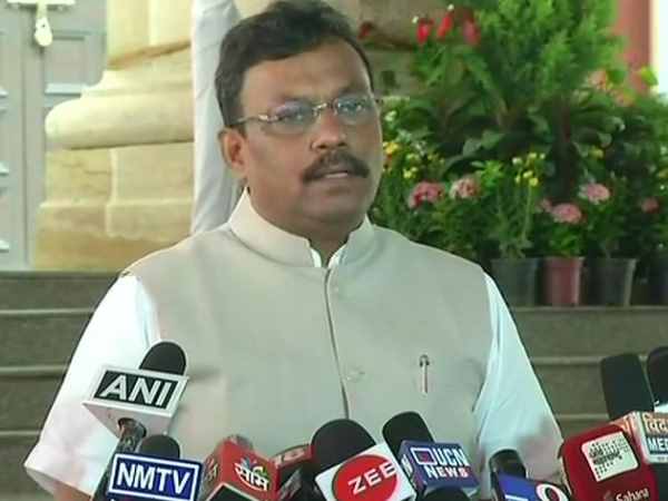 Director Of Education has been directed to send a committee to the school in Pune Director Of Education has been directed to send a committee to the school in Pune