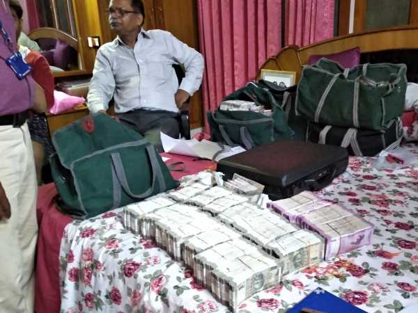 लखनऊ में हवाला कारोबारी है रस्तोगी ब्रदर्स