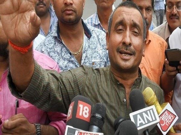 पीड़िता ने की थी आत्महत्या की कोशिश