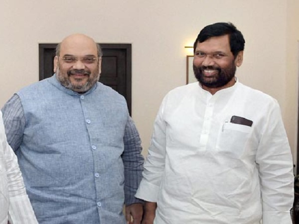 Victory of PM Modi govt a defeat of familism: Amit Shah Victory of PM Modi govt a defeat of familism: Amit Shah