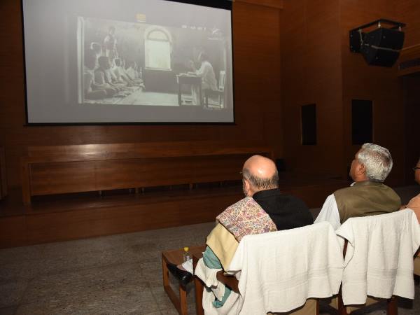 Amit Shah in screening film on narendra Modi life Amit Shah in screening film on narendra Modi life