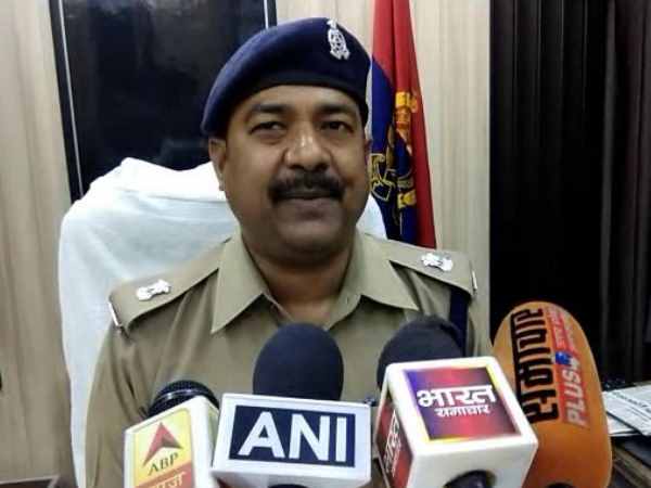 पुलिस ने बताया